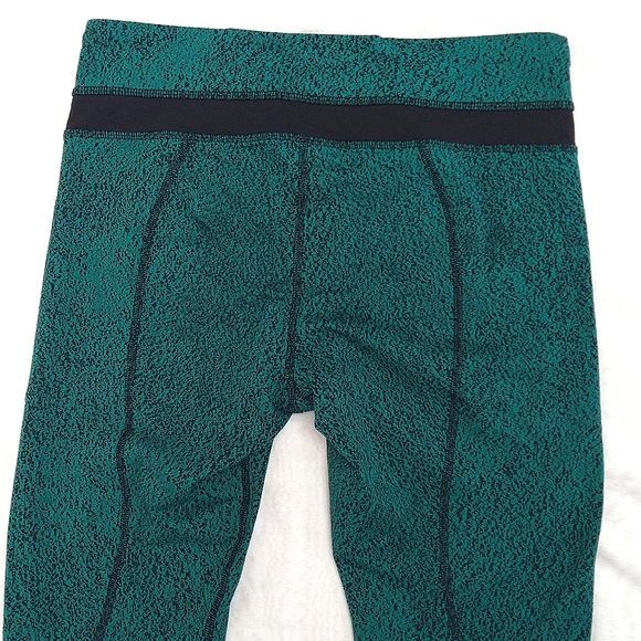 🔥 Lululemon leggings, size 6 - Picture 11 of 11